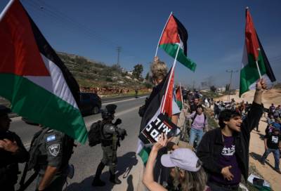 اسرائیلی فوج سے جھڑپیں،3 فلسطینی شہری گرفتار
