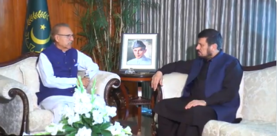 صدر مملکت ڈاکٹر عارف علوی کی دعوت پر گورنر خیبرپختونخوا حاجی غلام علی کی ایوان صدر میں صدر مملکت سے ملاقات 