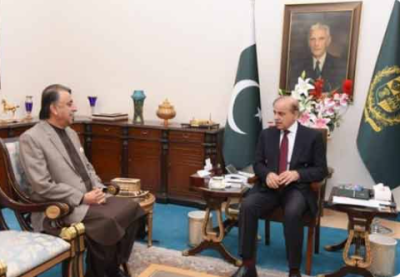 وزیراعظم سے گورنر بلوچستان کی ملاقات، سیاسی صورتحال پر گفتگو 