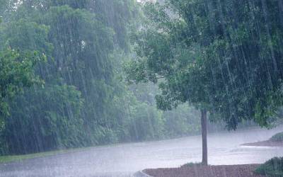 اسلام آباد اور لاہورسمیت مختلف شہروں میں تیز بارش،موسم خوشگوارہوگیا۔