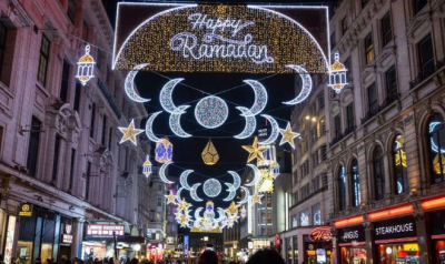 رمضان کی آمد پر لندن کا مشہور علاقہ پہلی بار روشنیوں سے منور 
