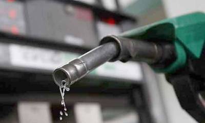 پٹرولیم مصنوعات کی قیمتوں میں 26 روپے کا اضافے کیخلاف لاہور ہائیکورٹ میں درخواست دائر