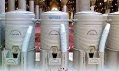 مسجد نبویؐ میں زائرین کی سہولت کیلئے آب زم زم کا خصوصی بندوبست