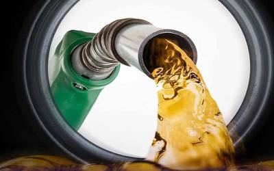 تیل کی عالمی قیمتوں میں ایک بار پھر کمی