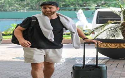 کین ولیمسن پاکستان سپر لیگ 10 میں شرکت کے لیے لاہور پہنچ گئے۔