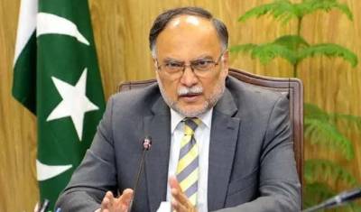 بھارت دنیا کو گمراہ کرنے کی کوشش کر رہا ہے۔ احسن اقبال