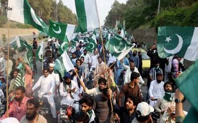 پاکستانی فوج کا خوف،بھارت میں بلیک آؤٹ، پاکستانیوں کا مورال بہت بلند ہے۔ امریکی اخبار