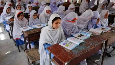 خیبرپختونخوا میں تعلیمی اصلاحات کے باوجود سرکاری سکولوں کے میٹرک کے نتائج مایوس کن, سینکڑوں طلبہ فیل