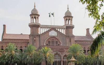 16سال بعد خاتون سرکاری ملازم کو نوکری سے برطرف کرنے کا فیصلہ کالعدم قرار، نوکری بھی بحال