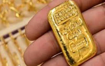 سونے کی قیمت میں کمی کا سلسلہ نہ تھم سکا۔
